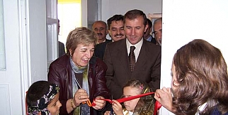 2006.10.15 Çağdaş Yaşamı Des.Der.den Uluköy İ.Okuluna Anasınıfı