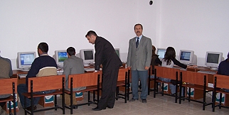 2006.10.16 İlçemiz Halk Eğitimi Merkezinde Bilgisayar Kurslarımız Açıldı